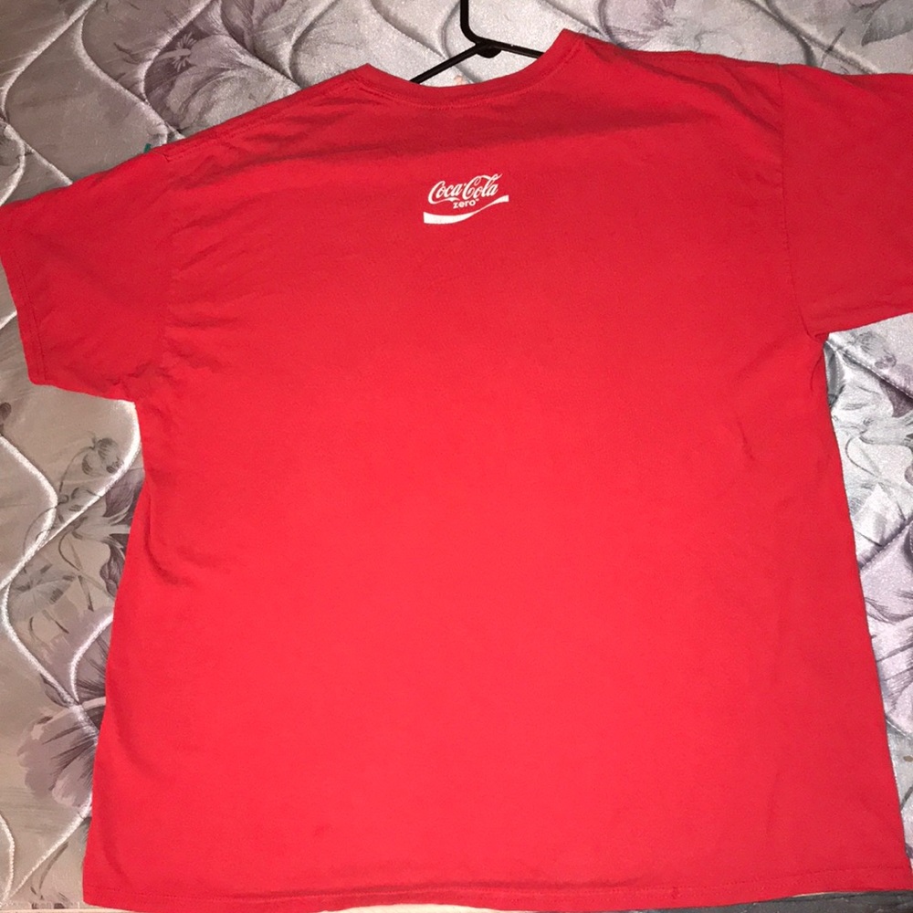 Vintage looking University of Houston flag T-shirt - Picture 7 of 8